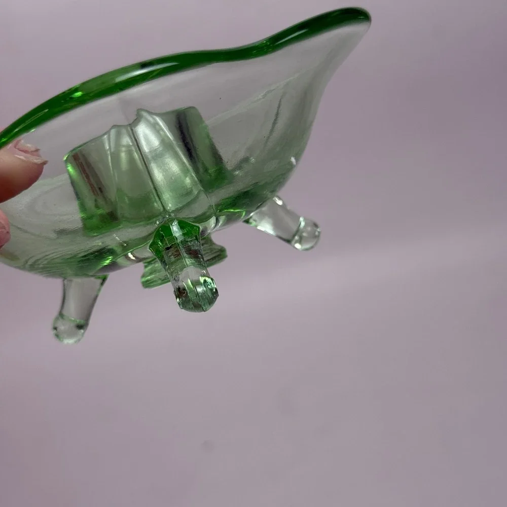 Fenton Uranium Glass Lotus‎ 6 Petal 3 Footed Green Candle Holder UV Reactive